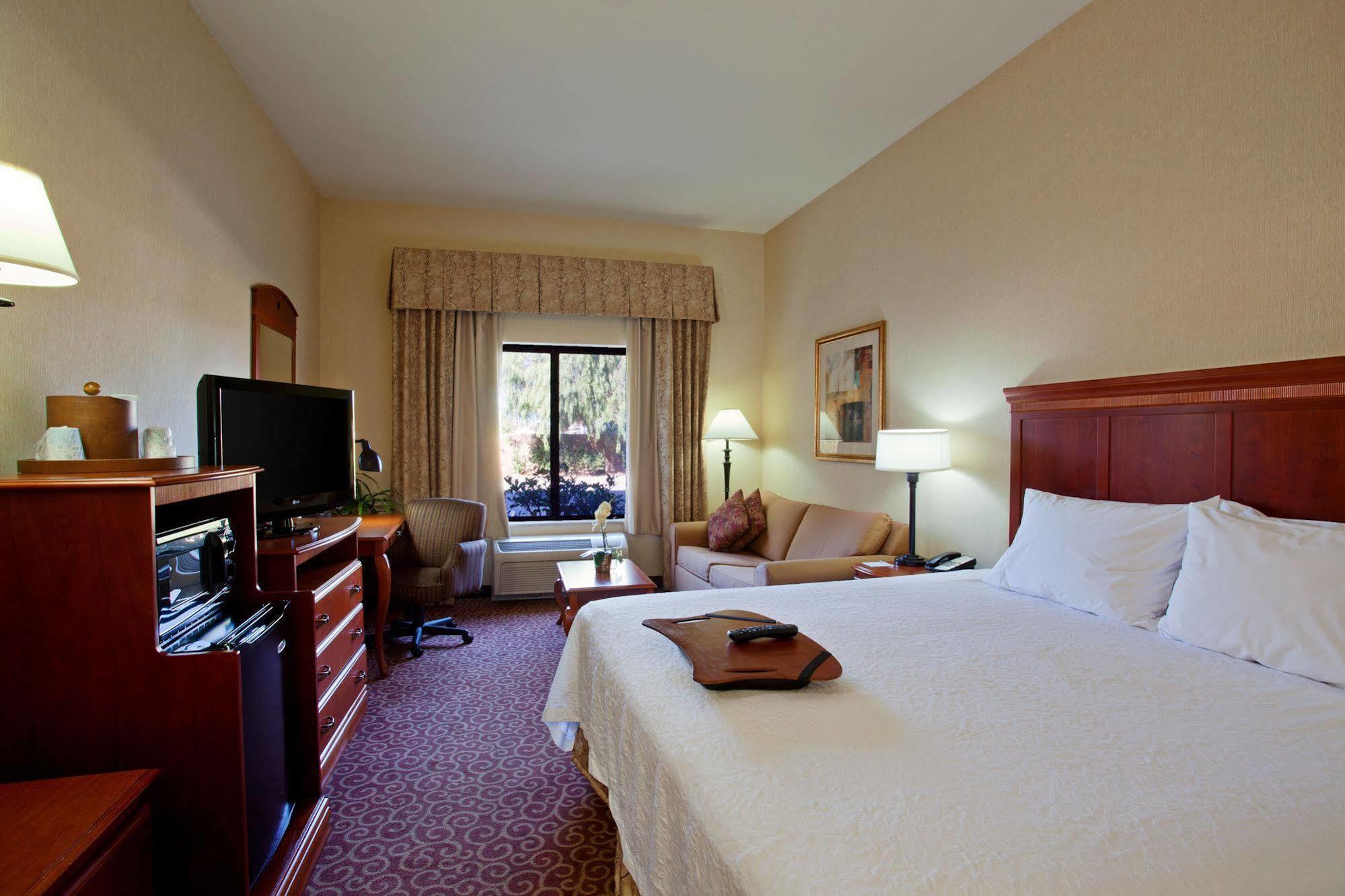 Hampton Inn & Suites By Hilton Hemet Menifee Murrieta Exterior foto